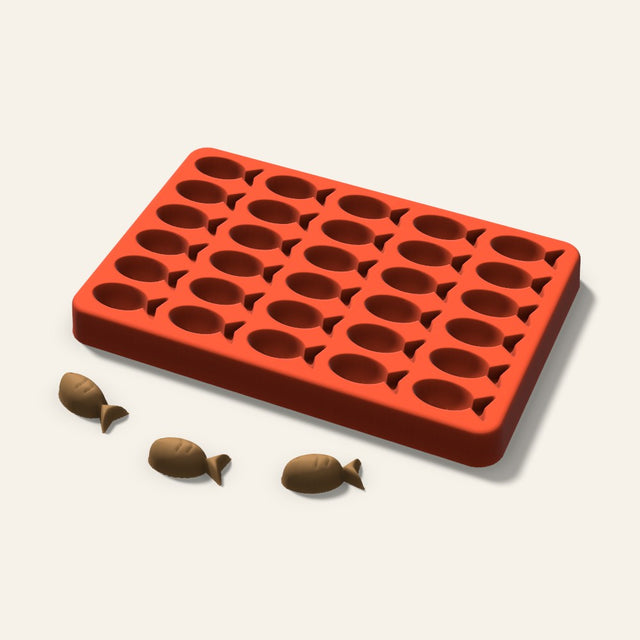 Fish Pet Treat Mold, 1 Inch, 30 Cavity, 3D render