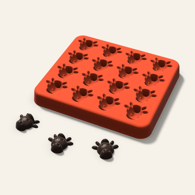 Cow Gummy Mold, 0.75 Inch, 16 Cavity, 3D render