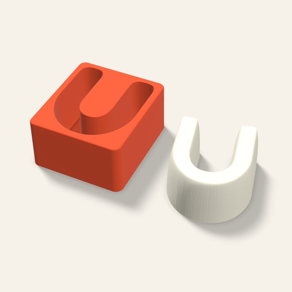 Letter U Candle Mold, 4 x 2 Inch, 3D render